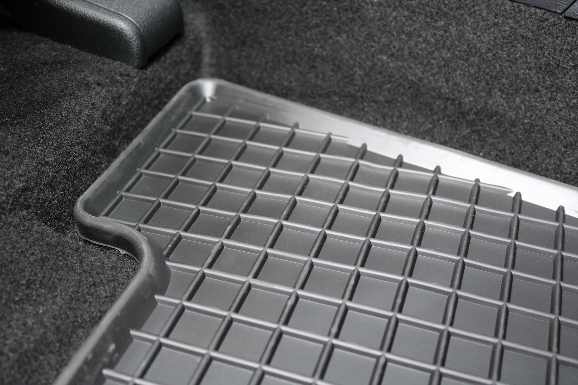 Gummi Fußmatten für 1er BMW E87